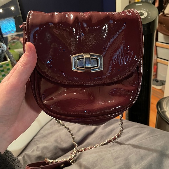 Steve Madden Patent Burgundy Crossbody Bag - Picture 5 of 16